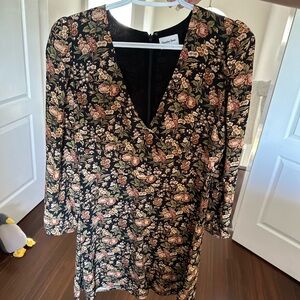 Sunday best- Long sleeve floral mini dress